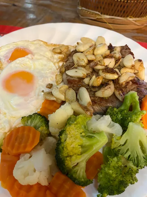 Meet Friends Restaurant