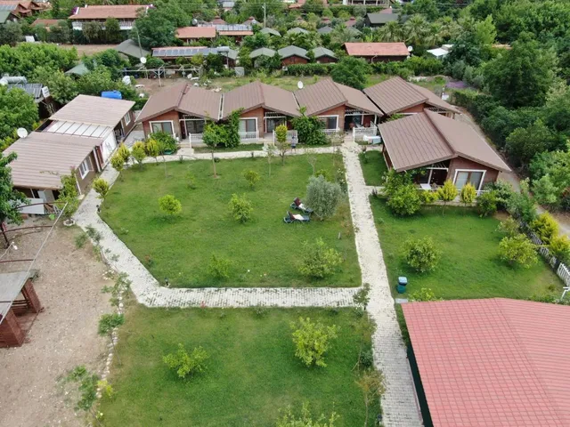 Çıralı Şah Apart