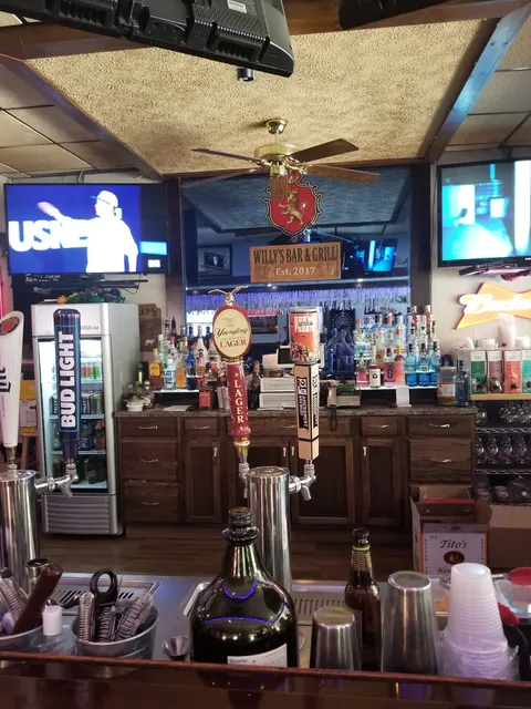 Willy's Bar and Grill