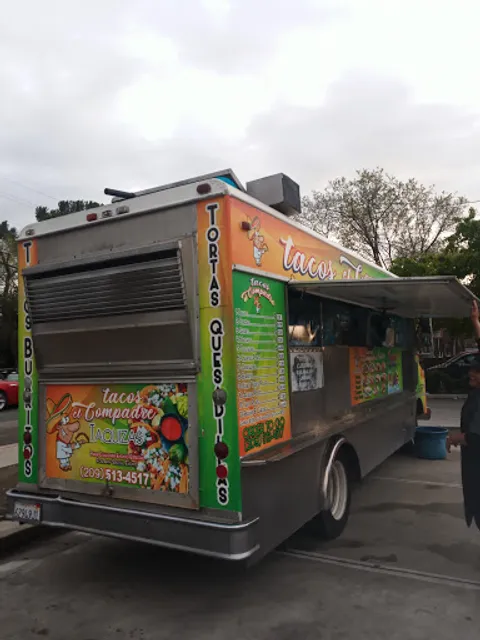 Lonchera Tacos El Compadre