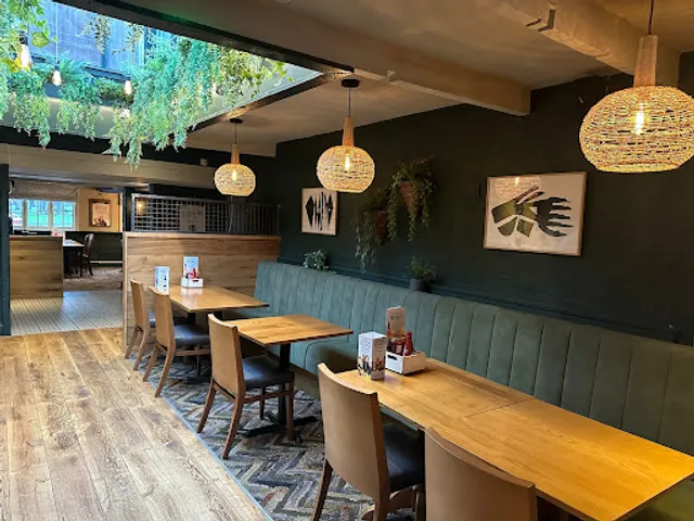 Harvester Wheatsheaf Coleshill