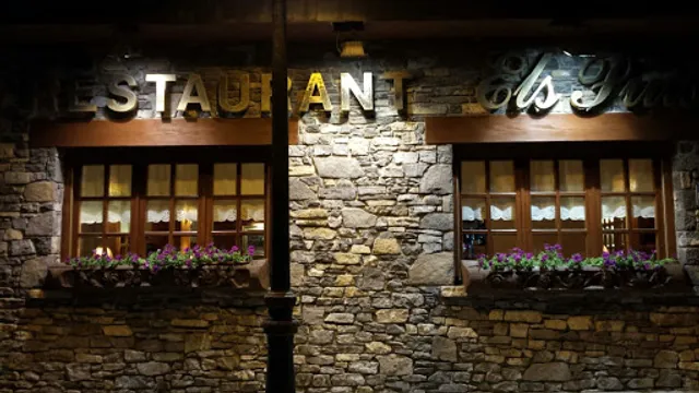 Els Puis Hotel Restaurant