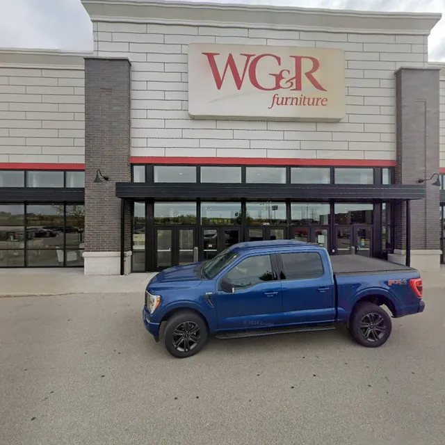 3810 W Wisconsin Ave