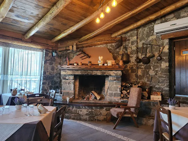 Cazzanedda | Ristorante Lauria Agriturismo tipico Pollino