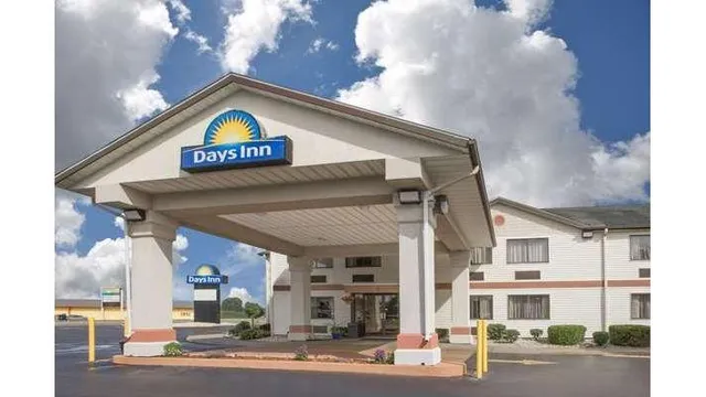 Days Inn by Wyndham Hillsdale