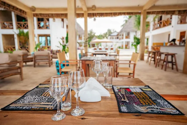 Ocean Breeze Bar & Restaurant