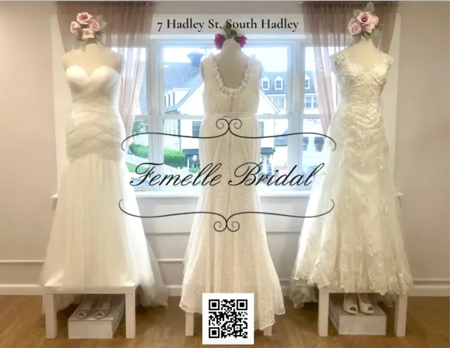 Femelle Bridal