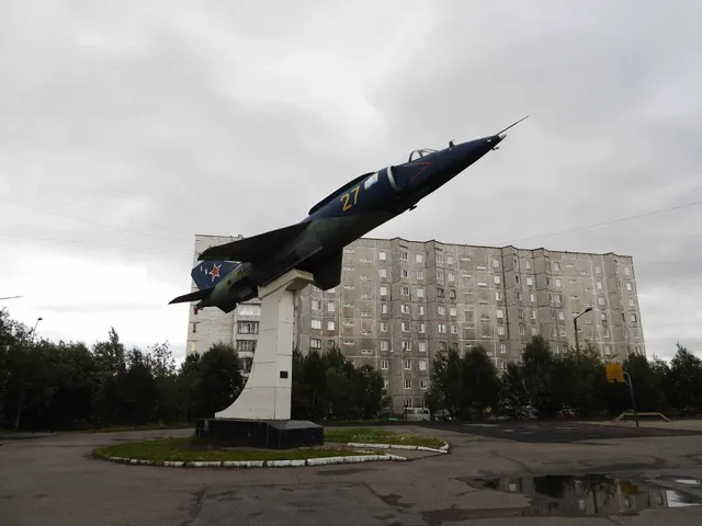 Pamyatnyy Znak Letchikam Morskoy Aviatsii