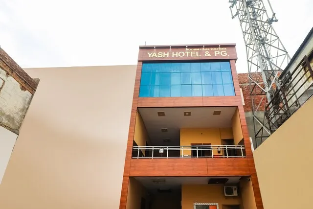 Hotel O 807756 Yash Hotel