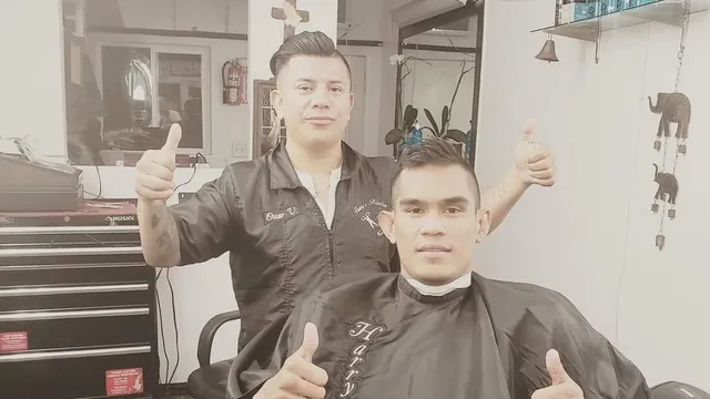 Harry Barber Shop And Beauty Salon