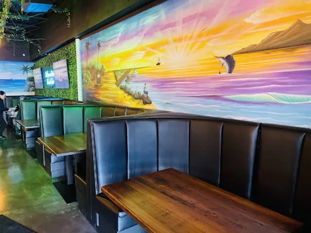 El Pelicano Restaurant & Lounge