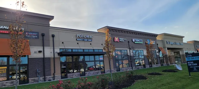 Shoppes at Potomac Corner