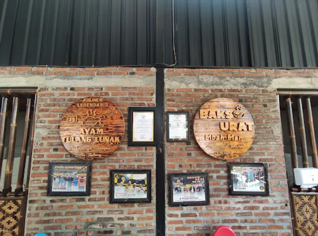 Ayam Tulang Lunak Mbok Surip, Junrejo, Batu