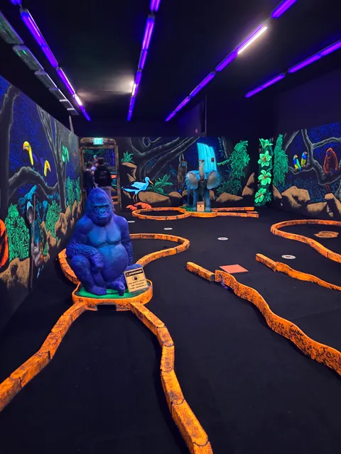 Jungle Adventure 3D Blacklight Mini Golf