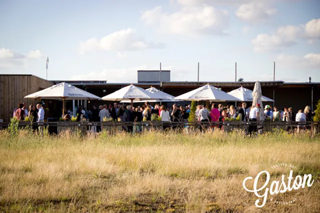 Rooftop & Restobar Gaston