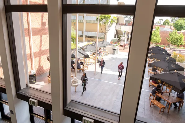 CSULB University Library
