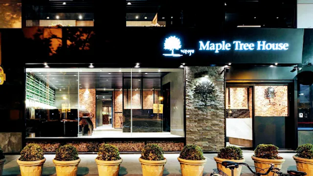 Maple Tree House