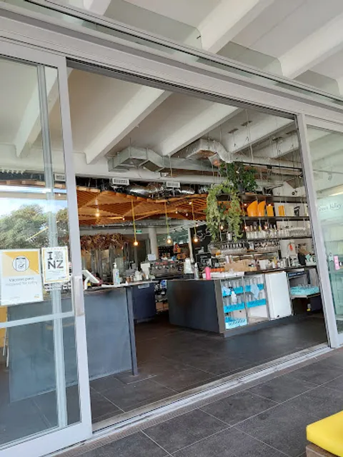 Elizabeth Cafe & Larder