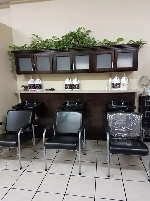 Maru's Hair and Beauty