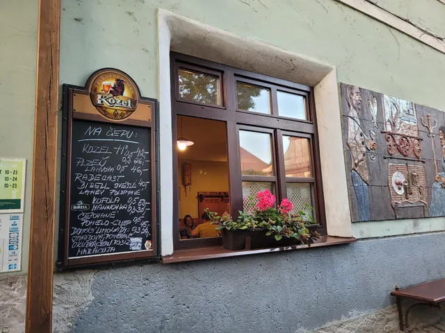 Penzion & Zámecká restaurace