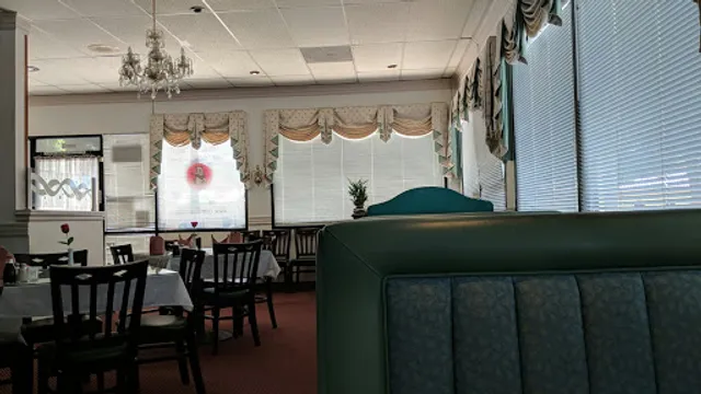 Hunan Yuan Restaurant