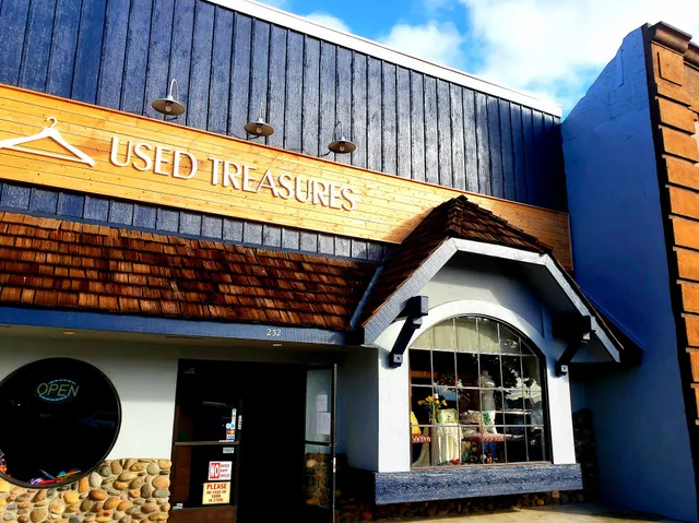 Used Treasures Quality Thrift