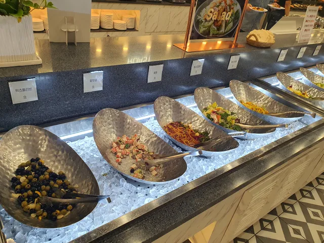 쿠우쿠우 미사점