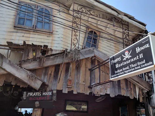 Pirates House Restaurant and Bar - Phi Phi Island