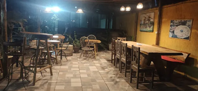 Pizzaria Piazzola - (Rio das Ostras)