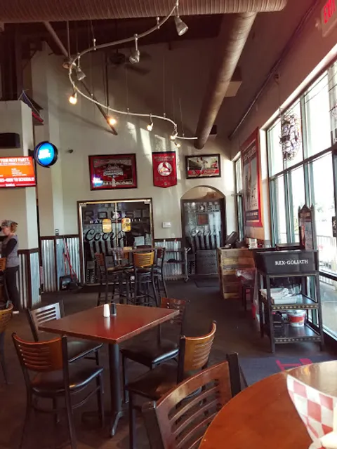 The Roost Bar & Grill (Sunshine)