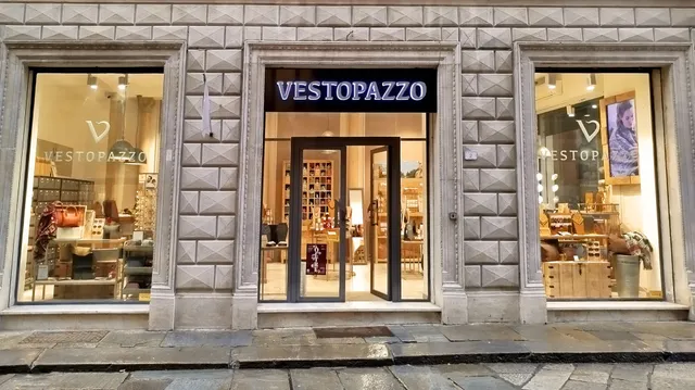 Vestopazzo Reggio Emilia
