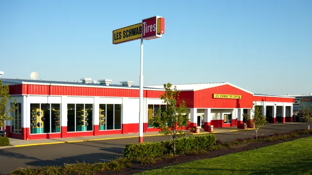 Les Schwab Tire Center