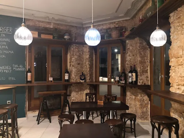 La Taberñita by Cañitas