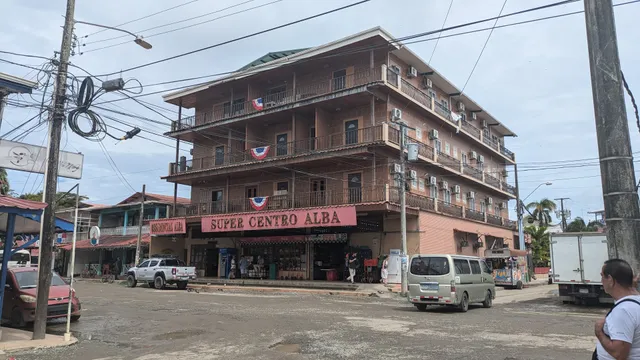Hotel Laguna