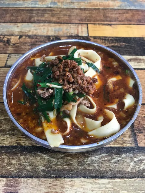 Dongchun Xiaoguo Rice Noodles