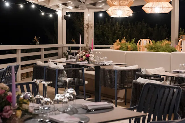 Donna Floriana Bistrot, Brucoli