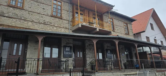 11 Luxury Apartments