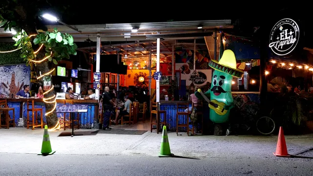 El Capricho Mexican Restaurant & Bar