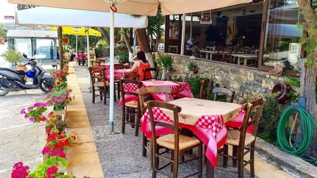 Kouros Family Tavern