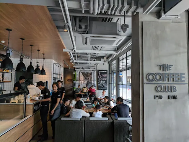 THE COFFEE CLUB - Beach Point Phuket