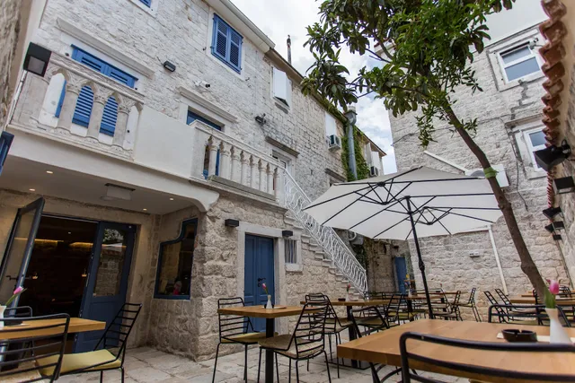 Bifora Heritage Hotel 4