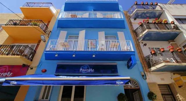 Parrots Sitges Hotel