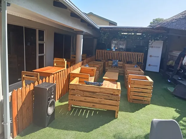 The Nest Sleep n' Dine