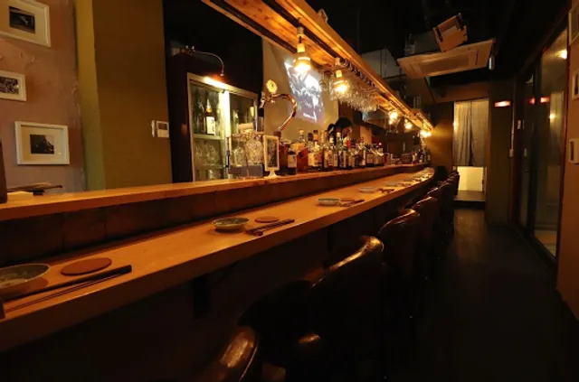 Daddy’s kitchen bar