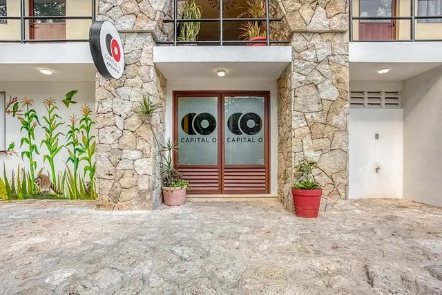 Hotel Capital Center