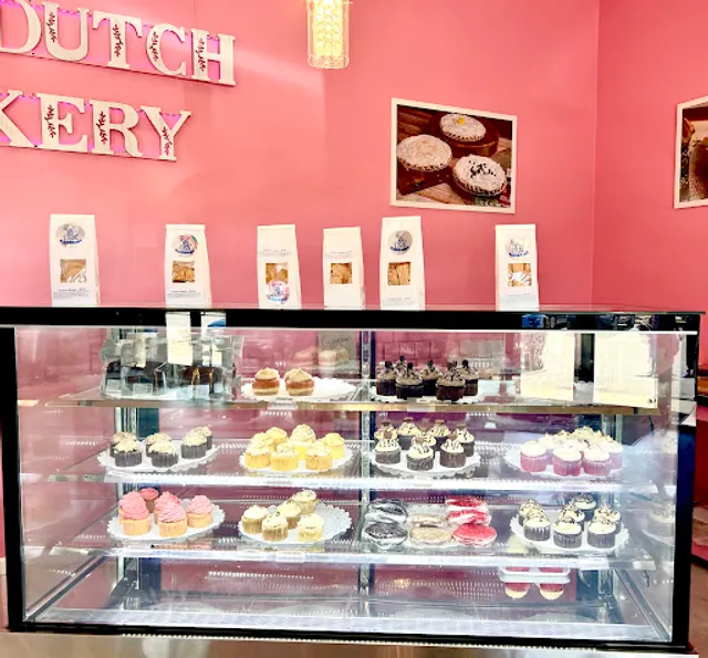 Lil' Dutch Bakery