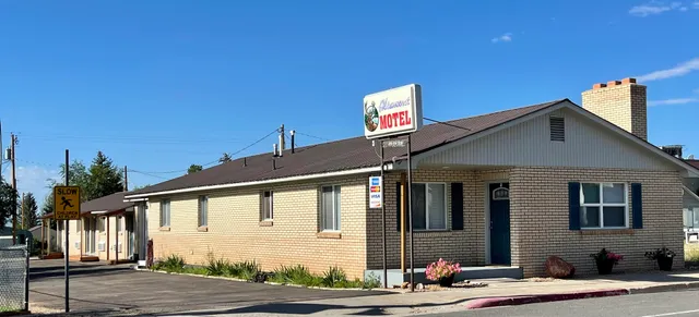Altamont Motel