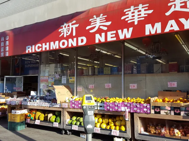 Richmond New May Wah Supermarket’s
