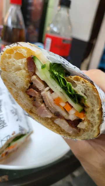 Happy Banh Mi