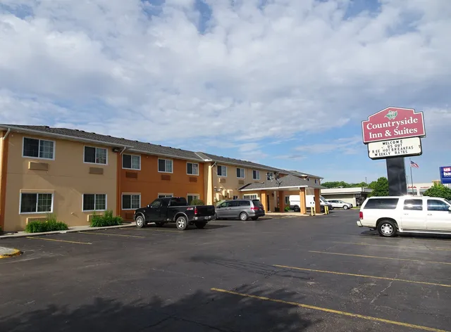 Countryside Inn & Suites